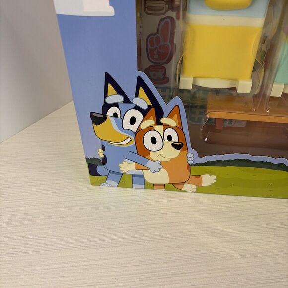 Bluey Playing Doctors Playset 3+ Bluey, Bingo Lucky Snickers & Honey NEW - Picture 3 of 8
